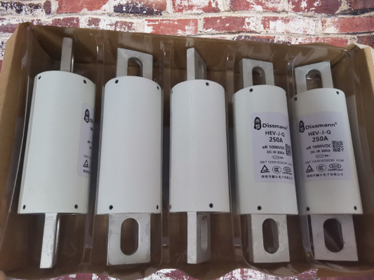 250A i fusibili automobilistici ceramici DC1000V HEV fonde i fusibili di batteria di energia