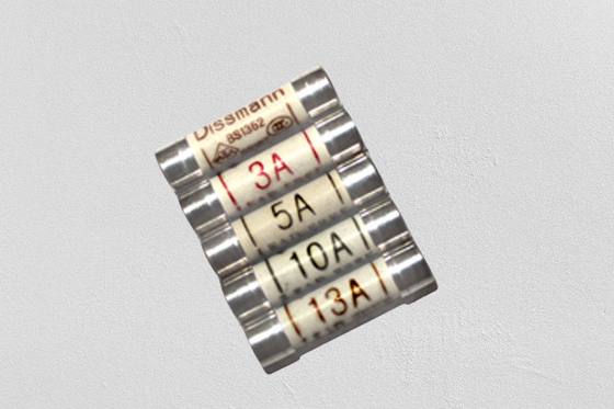 La norma britannica di Bs1362 3a fonde ASTA Certificate Ceramic Tube Material