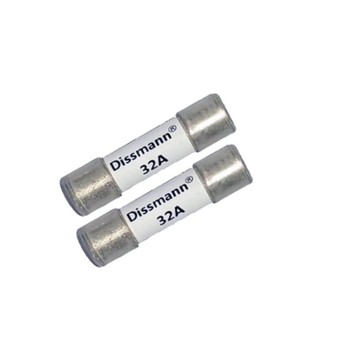 Fusibili bianco 10 x 38 per la Banca di potere una corrente nominale 1000VDC di 100 amp