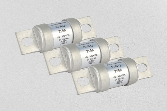 Alto colore bianco di rottura del fusibile AC690V di capacità del veicolo elettrico
