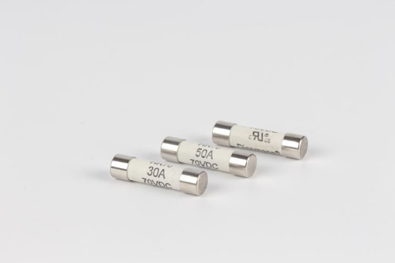 Il semiconduttore di comunicazione di HR70 5G fonde l'interruzione di 2.5KA 70VDC